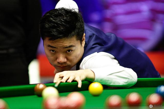 队对他产生 队对他产生