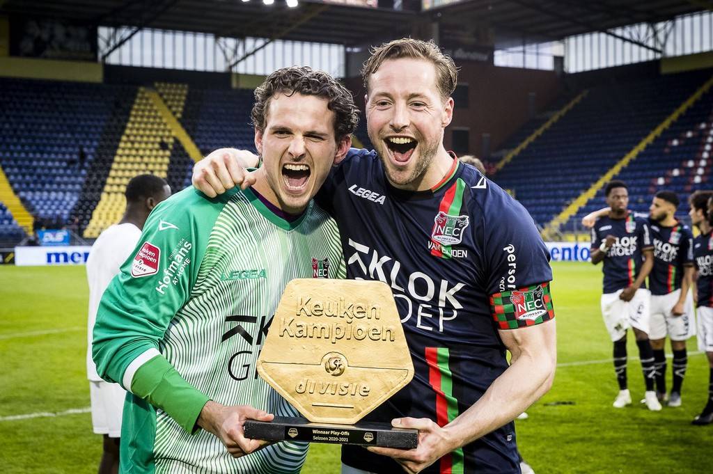 一些在比赛 一些在比赛