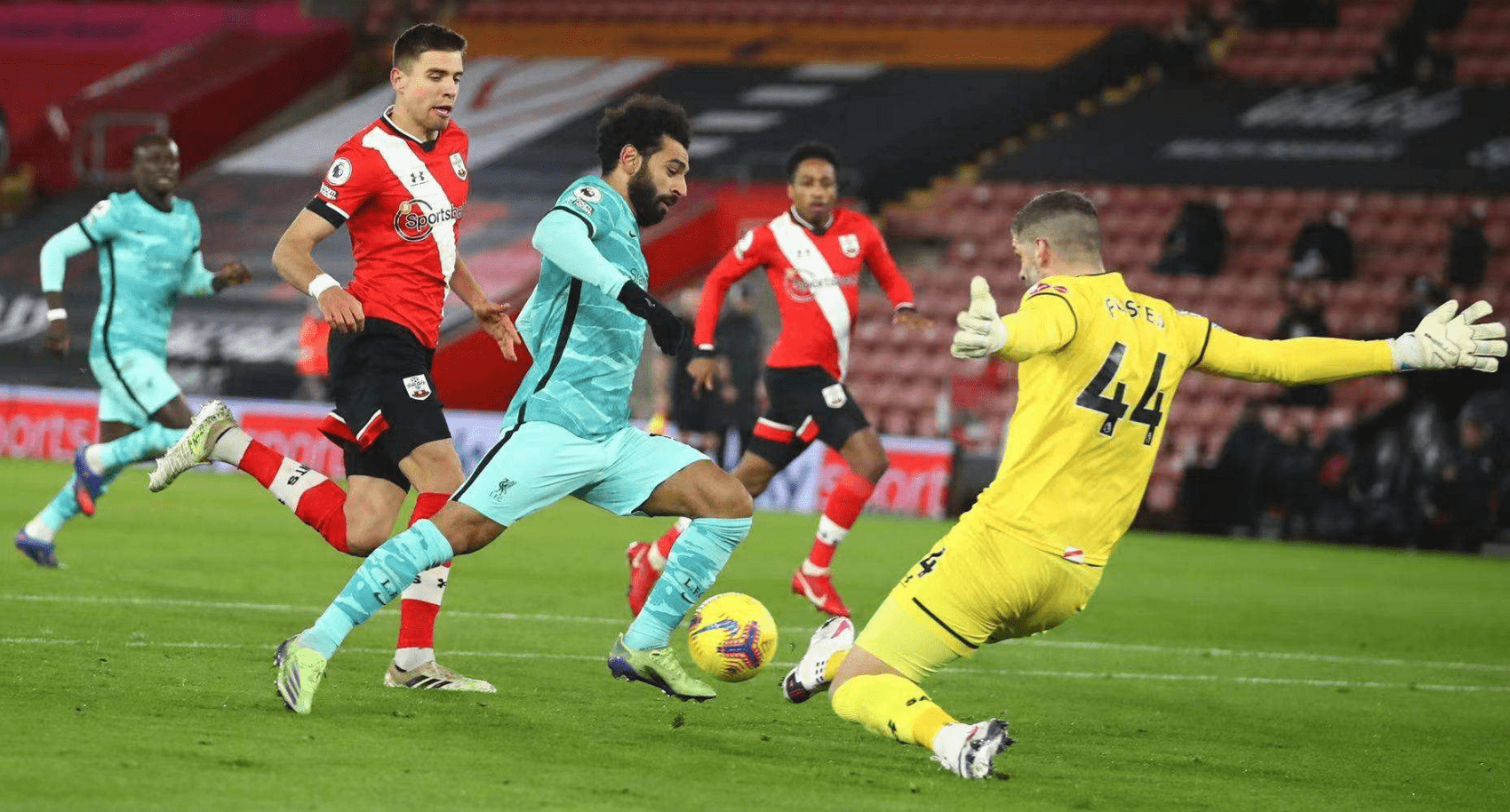 的交锋充满 的交锋充满