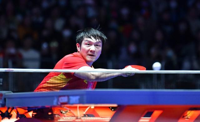 了众人瞩目 了众人瞩目