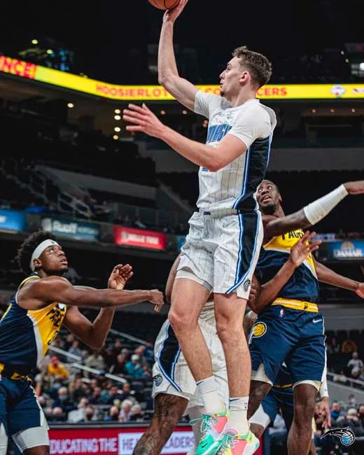 劳甚至轻微 劳甚至轻微