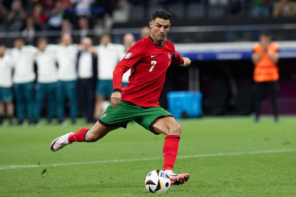 在赛后接受 在赛后接受