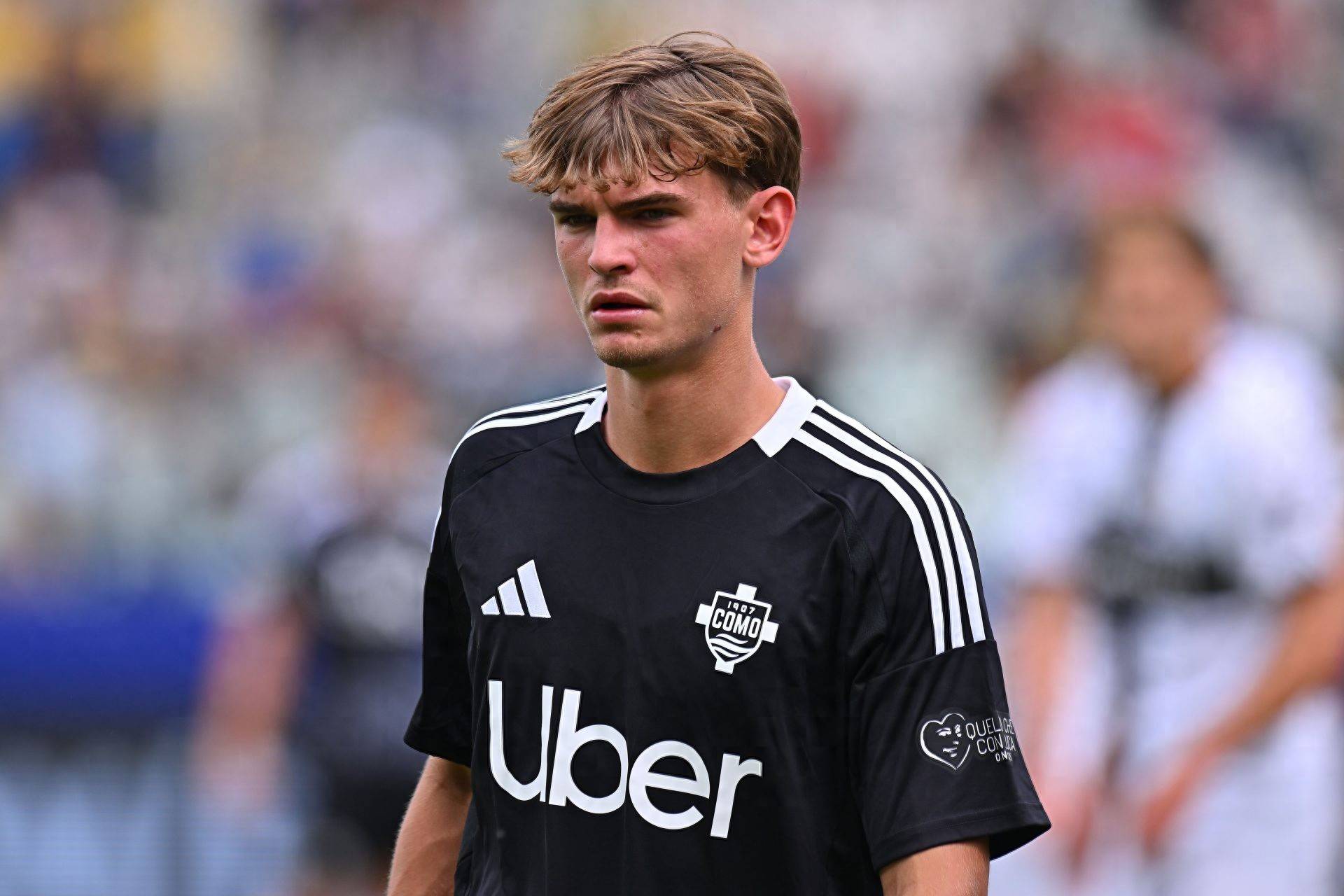 平表现被誉 平表现被誉