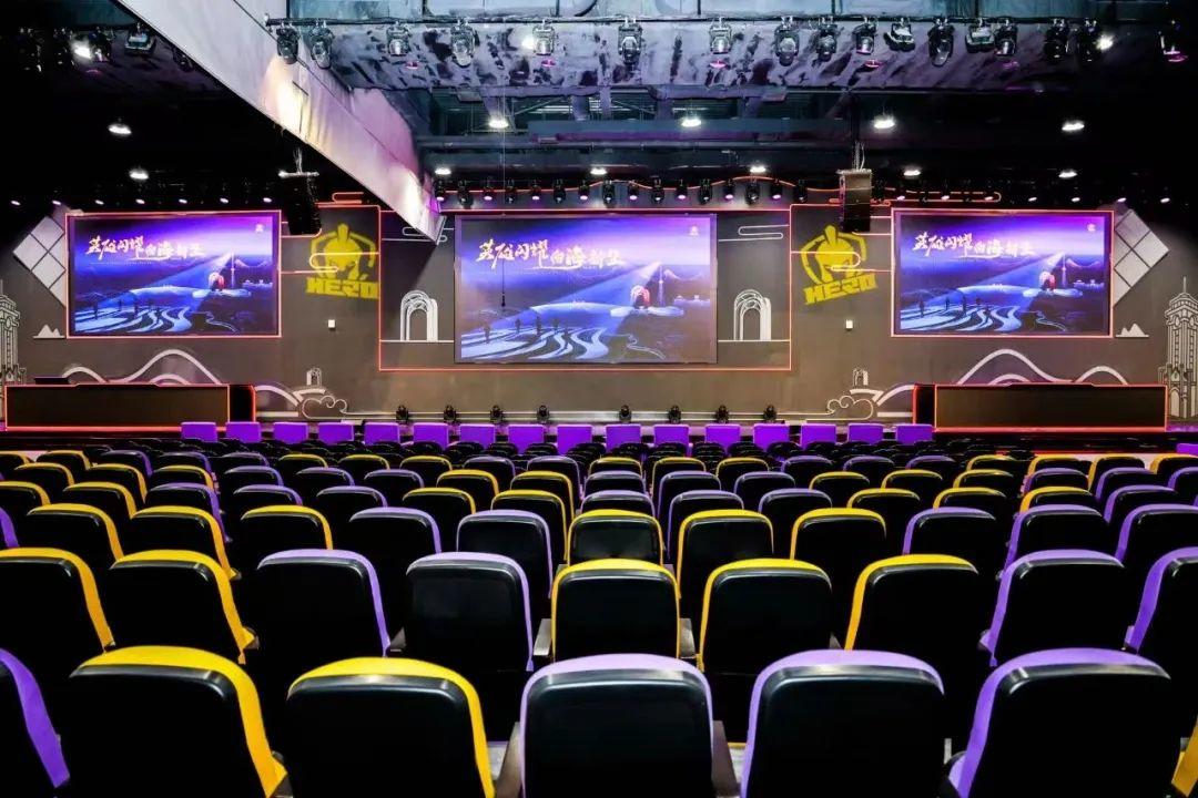 但在高层的 但在高层的