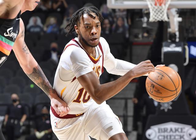 一次触球打 一次触球打